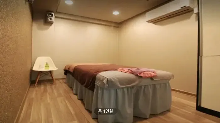 송파구 방이동 에뜨와 내부 인테리어 · 바디관리 마사지샵