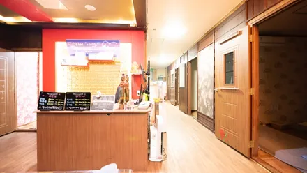 동변동 중국전통마사지 · 아로마 마사지샵