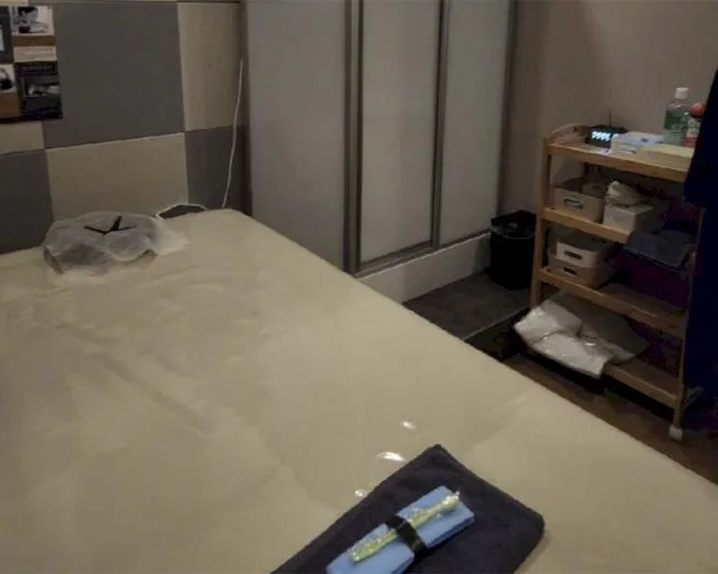 충주시 본리 핫테라피스웨디시 대기 공간 · 스웨디시 마사지샵
