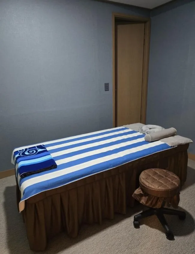 대덕구 목상동 썸썸테라피 이용 시설 · 스웨디시 마사지샵