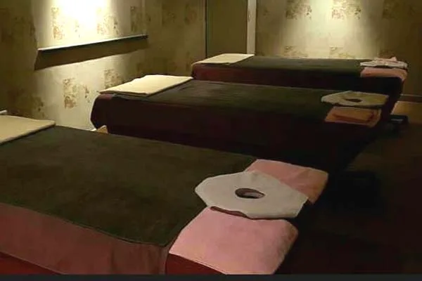 구미시 진평동 썬아로마테라피 이용 시설 · 스웨디시 마사지샵