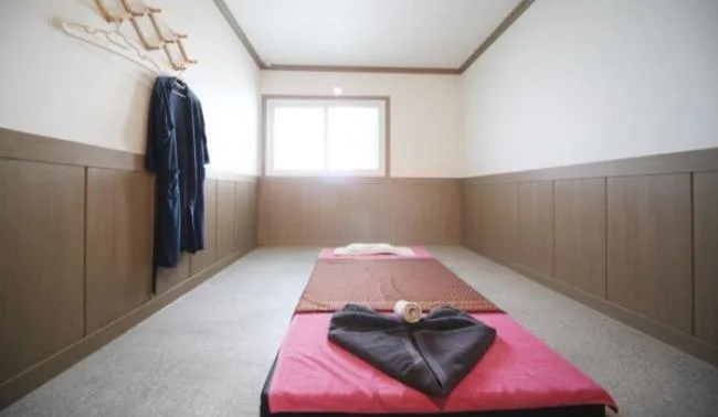진주시 하대동 벗타이마사지 내부 인테리어 · 아로마 마사지샵