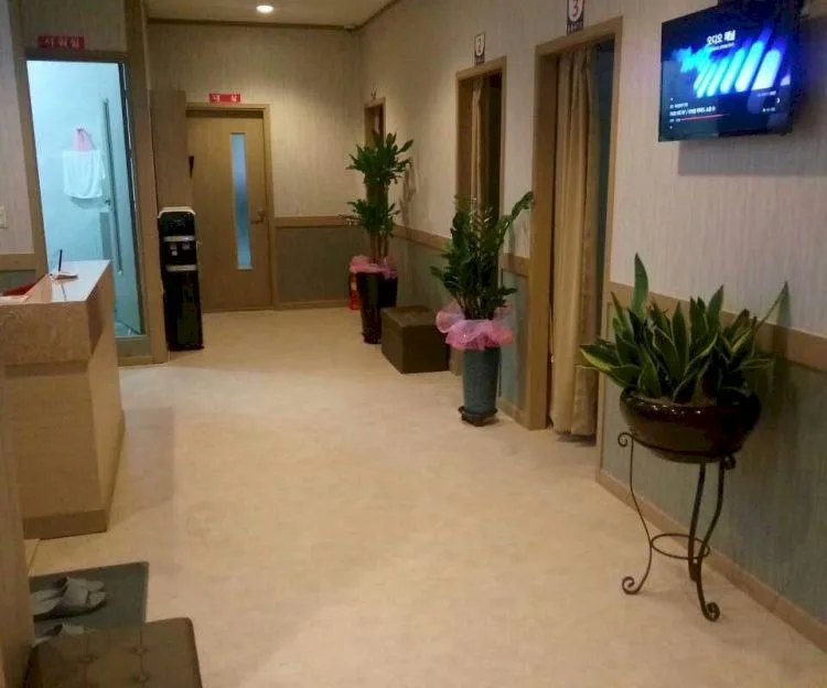 군산시 수송동 중국더샵 대표 전경 · 발관리 마사지샵