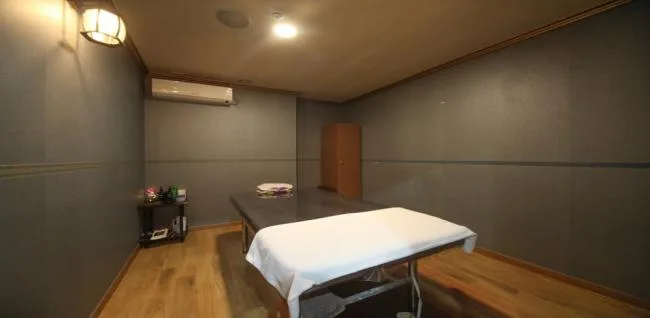 서구 평리동 헤라테라피 이용 시설 · 스웨디시 마사지샵