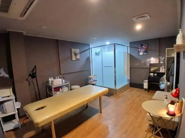 수성구 수성동2가 미혹아로마왁싱 대기 공간 · 스웨디시 마사지샵