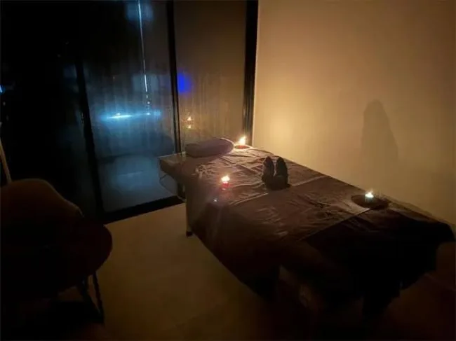 수영구 민락동 하이테라피 대표 전경 · 스웨디시 마사지샵