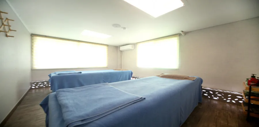강남구 역삼동 베트남마사지 이용 시설 · 아로마 마사지샵