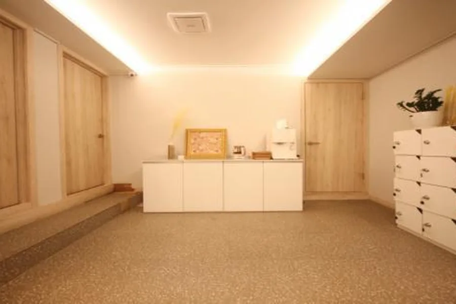 연수구 옥련동 더풋샵 관리 공간 · 아로마 마사지샵